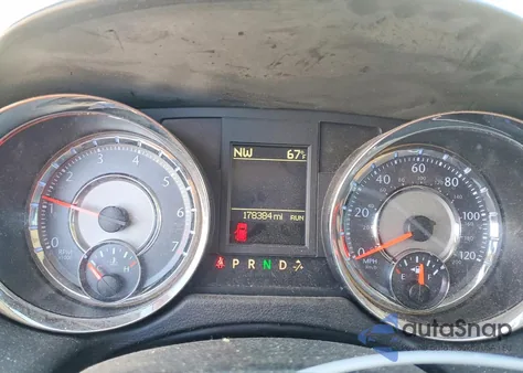 2016 Chrysler Town & Country Touring z USA, uszkodzony, nr VIN 2C4RC1BG4GR206775